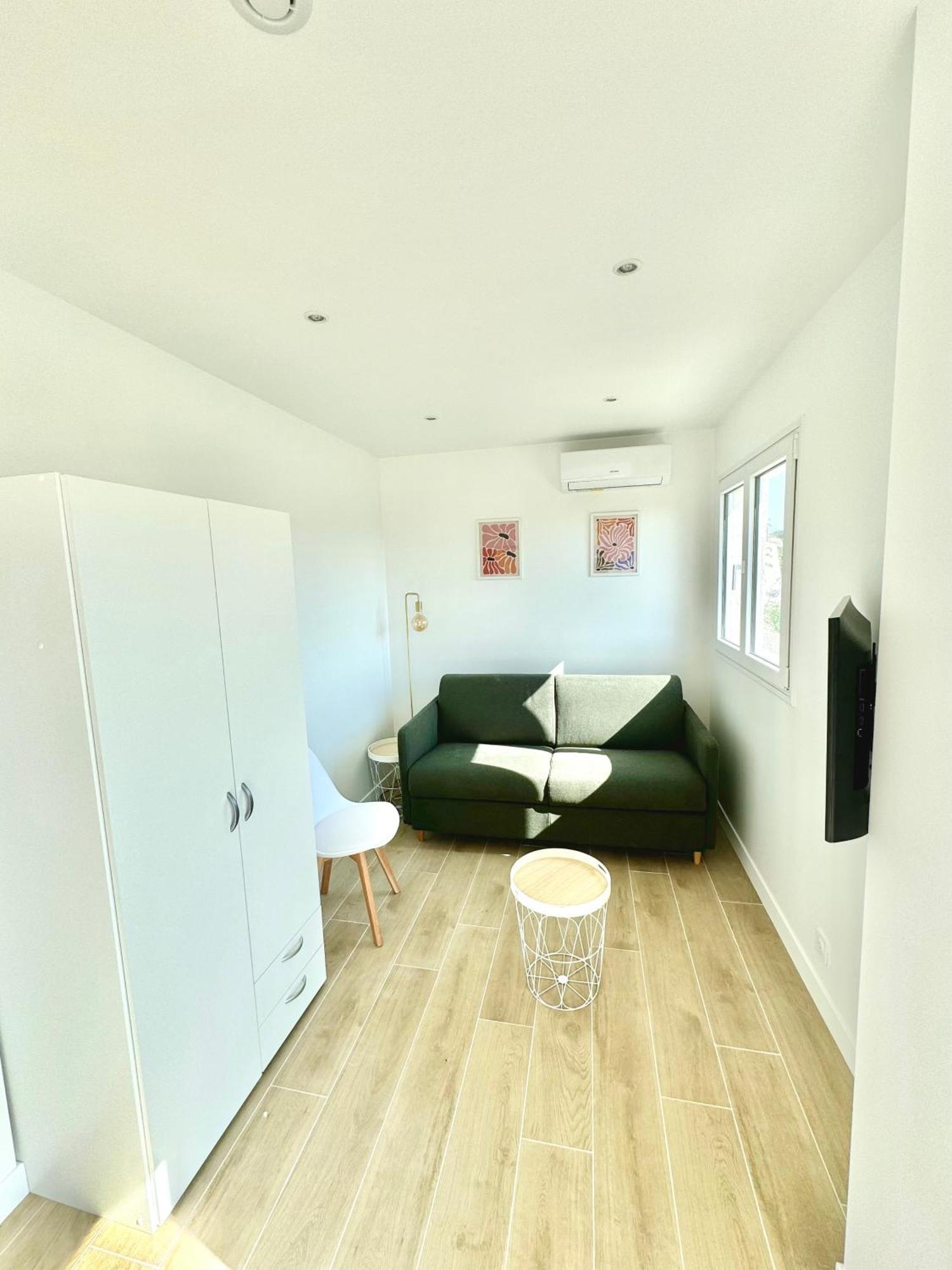 3 Independants Dans Avec Piscine Apartment Nizza