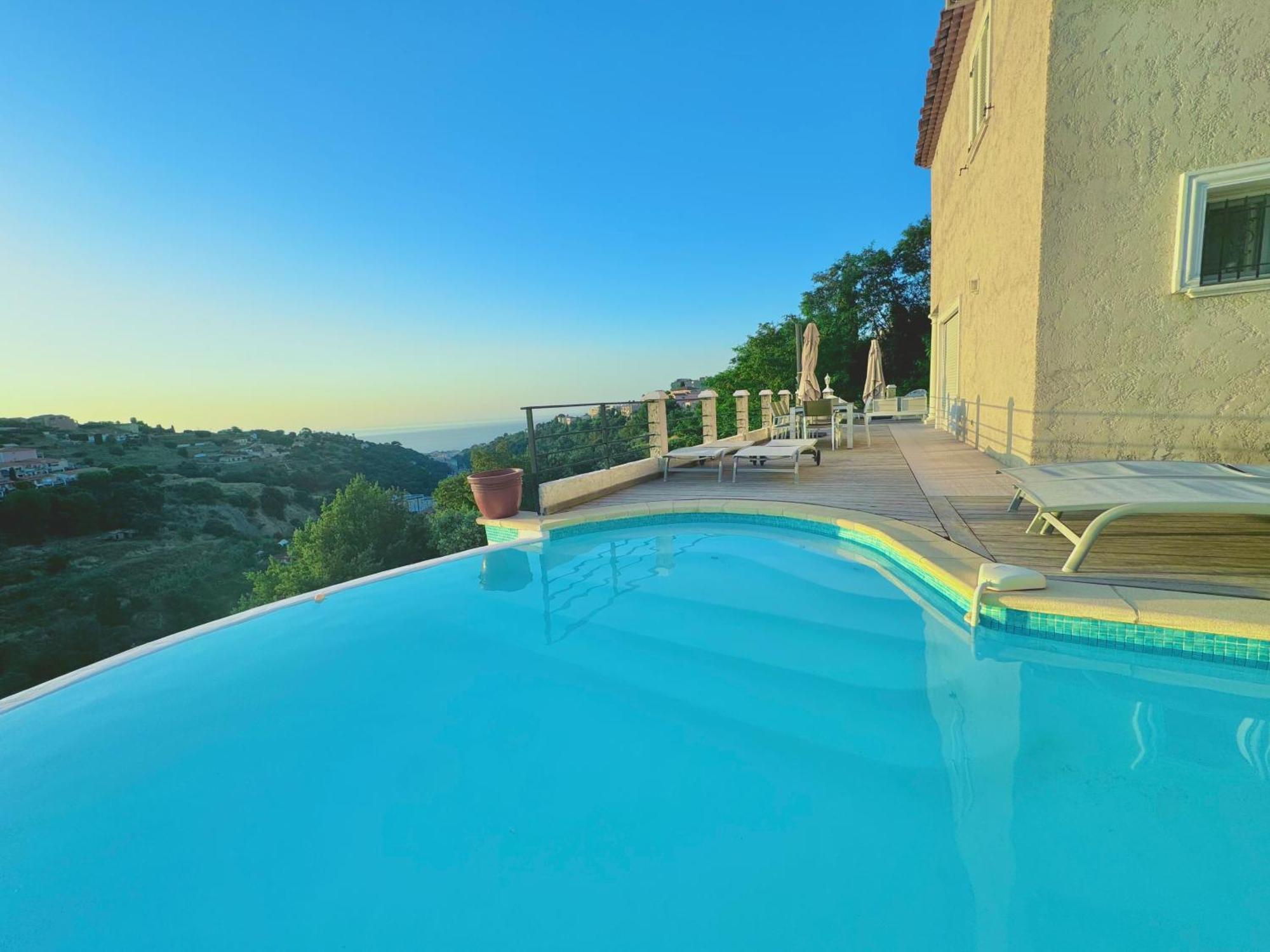 Appartamento 3 Independants Dans Avec Piscine